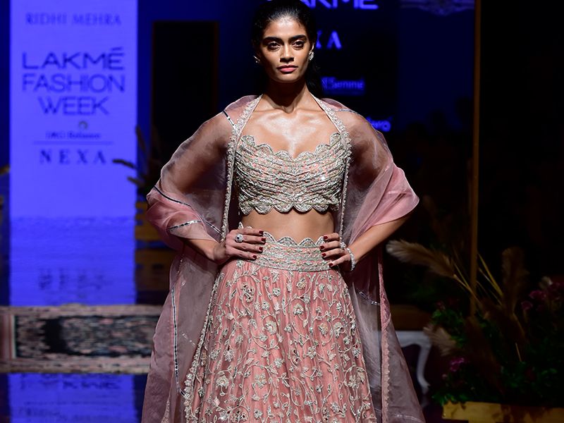 Ridhi Mehra LFW AW'19 An Ode to Heirlooms- 17