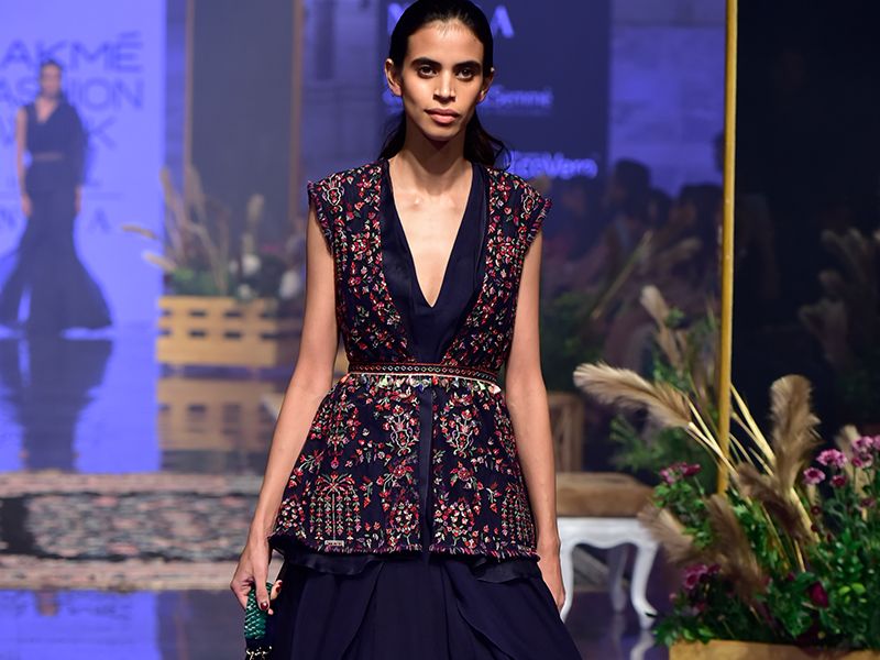 Ridhi Mehra LFW AW'19 An Ode to Heirlooms- 29