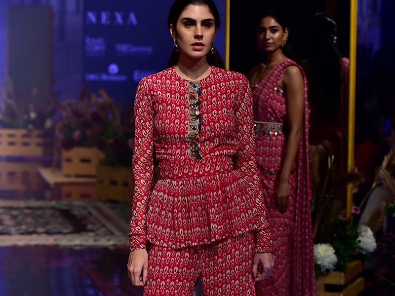 Ridhi Mehra LFW AW'19 An Ode to Heirlooms- 7