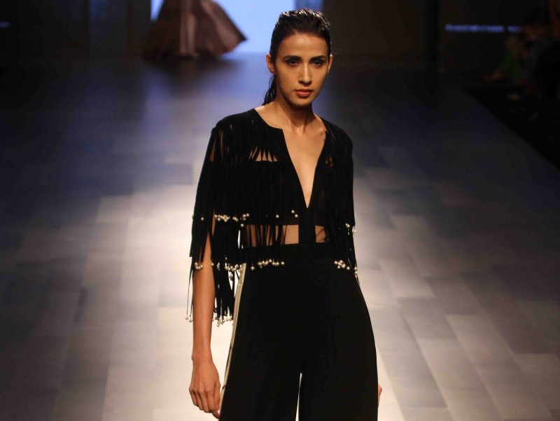 Ridhi Mehra AW17 collection Adorn- 7